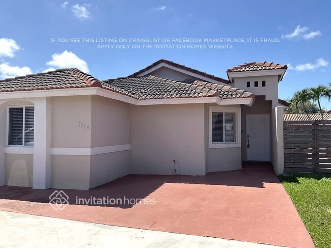 Building Photo - 1906 SW 123rd Ave