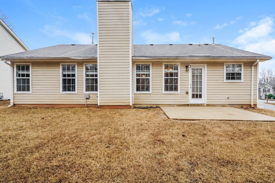 Building Photo - 3665 Arrowhead Pl