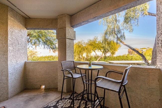 Building Photo - 15095 N Thompson Peak Pkwy