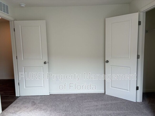 Building Photo - 2383 NW 22nd Ct