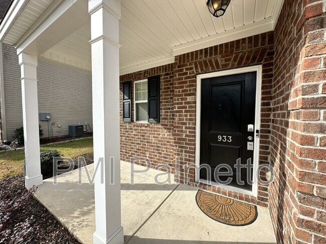Building Photo - 933 Centennial Dr