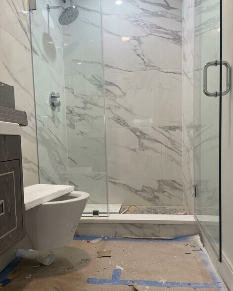 Building Photo - 18 Grove St