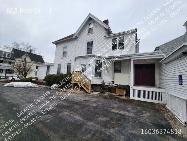 Building Photo - 603 Pine St