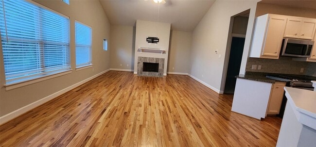 Building Photo - 11608 Main Ash Dr