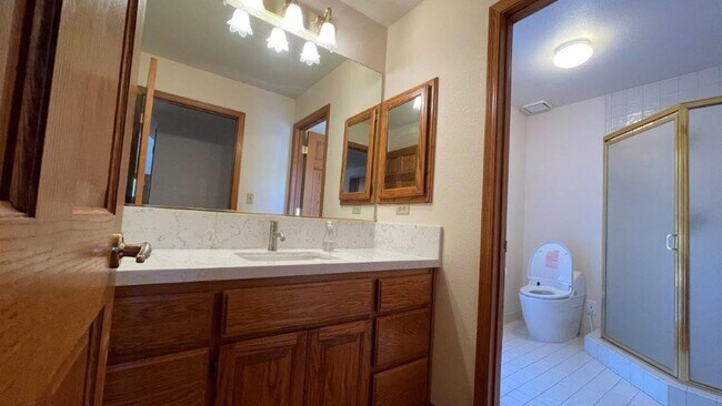 Building Photo - Walnut Creek Northgate neighborhood! Beaut...