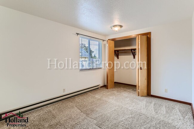 Building Photo - Spacious 1-Bedroom Plus Bonus Room in Forest Grove! BEST PRICE $1,650!!!