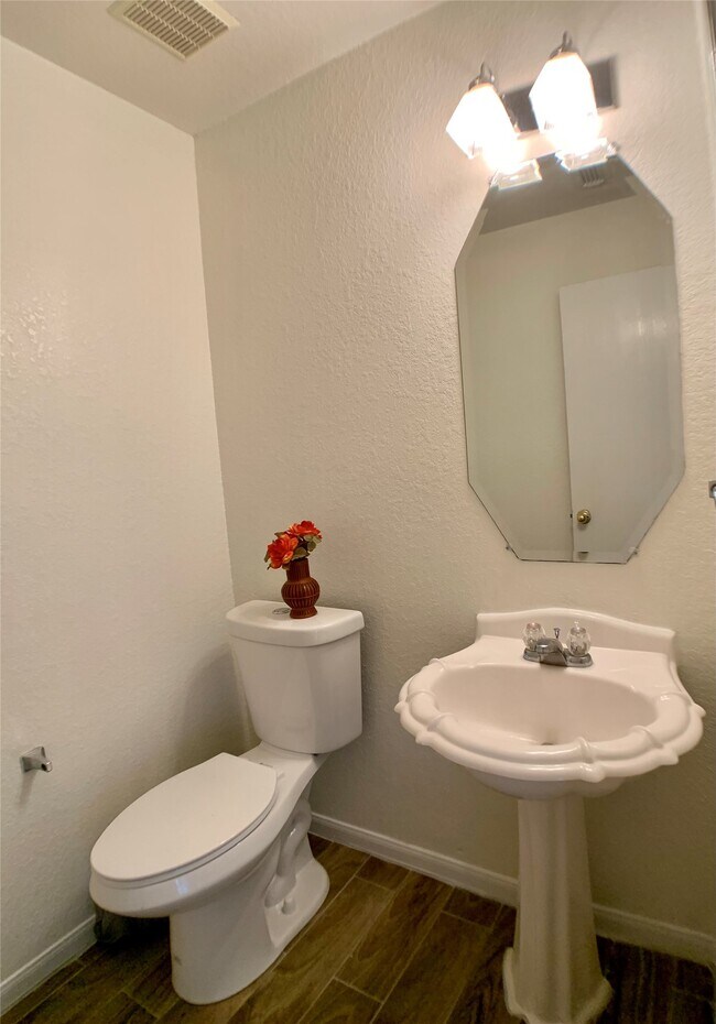 Building Photo - 21515 N Boundary Peak Way