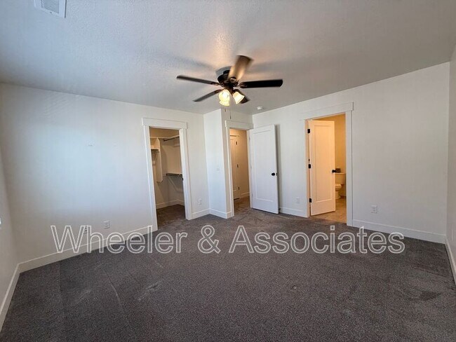 Building Photo - 1294 E 1640 S