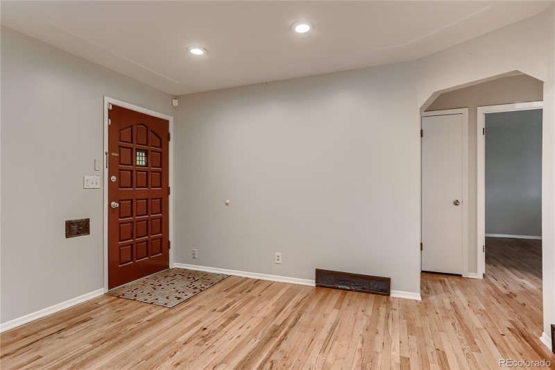 Building Photo - 6470 Olive St