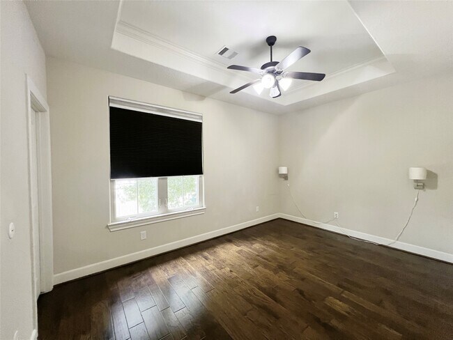 Building Photo - 1315 Asbury St