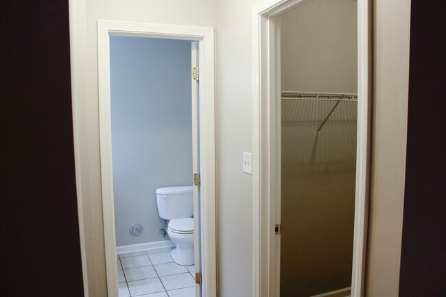 Building Photo - 7650 Emory Cove Way