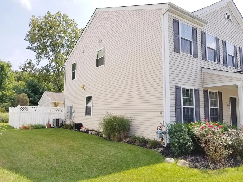Building Photo - 5912 Treven Way