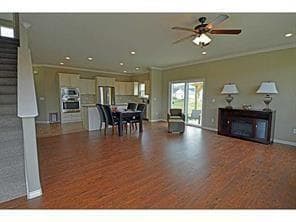 Building Photo - 537 N Keats Dr