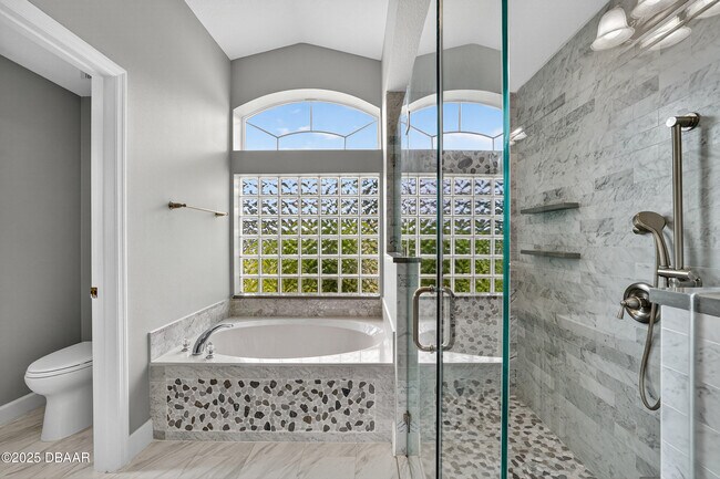 Building Photo - 1201 Hampstead Ln