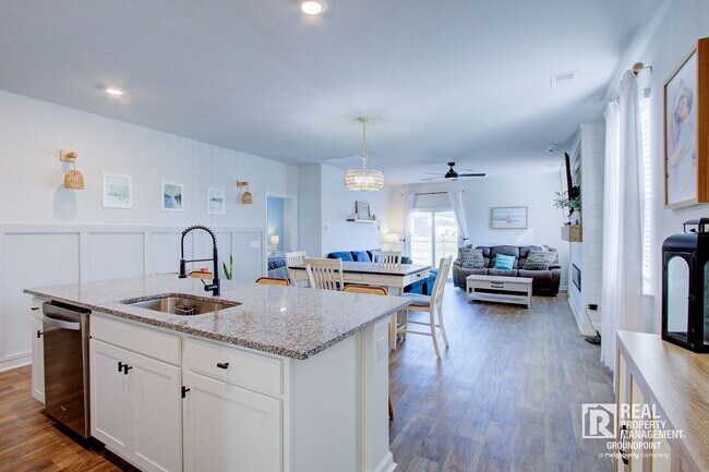 Building Photo - 146 Ivory Shadow Rd
