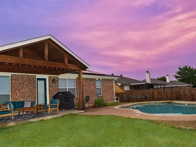 Building Photo - 1510 Sequoia Dr