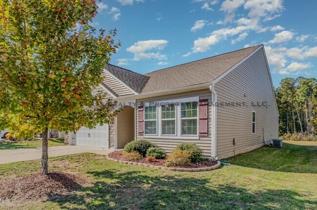 Building Photo - 46 S Great White Way