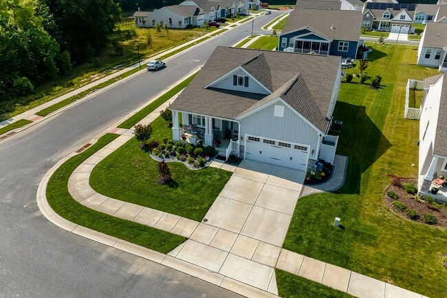 Building Photo - High-End Year Round Rental in Lewes