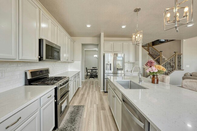 Building Photo - 18205 Marsh Wren Ave
