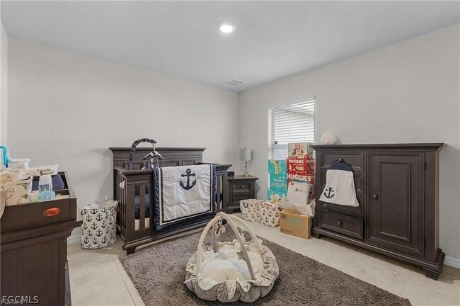 Building Photo - 4109 NE 22nd Ave