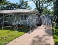 Building Photo - Charming 1-Bedroom Duplex!