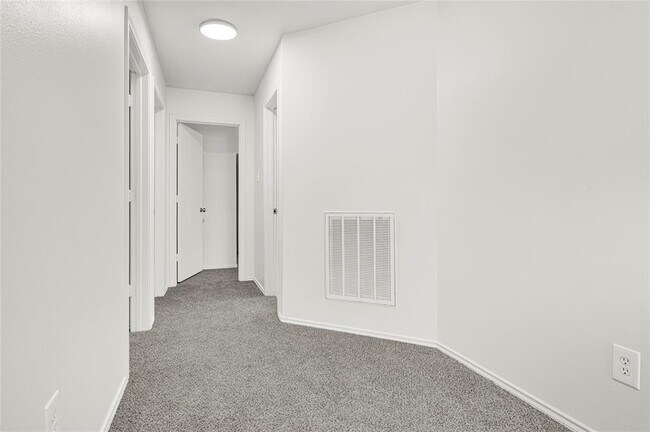 Building Photo - 21818 Westfield Ridge Dr