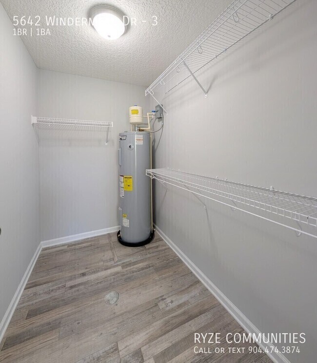 Building Photo - 5642 Windermere Dr