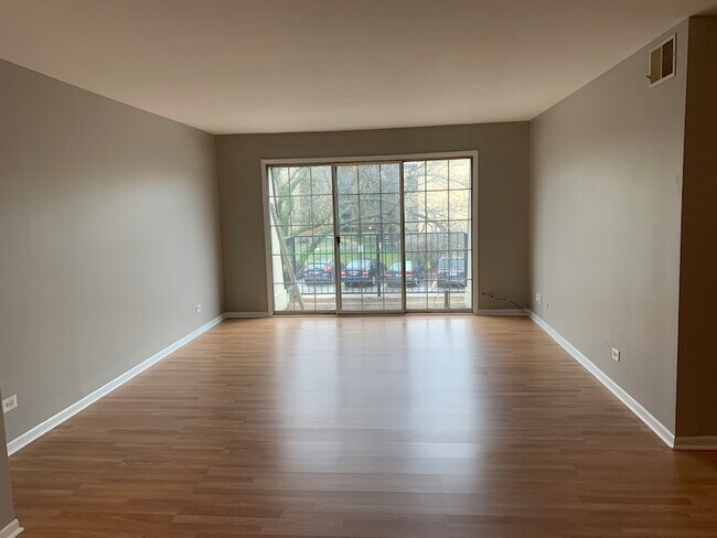 Building Photo - 1125 Pleasant Run Dr