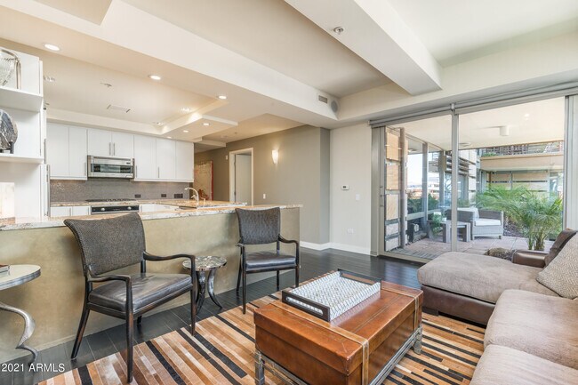 Building Photo - 7147 E Rancho Vista Dr
