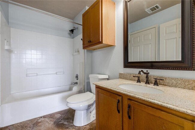 Building Photo - 12808 Chime Dr