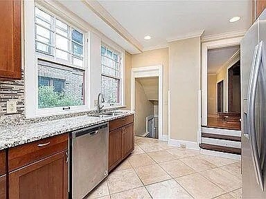 Building Photo - 3078 N Pennsylvania St