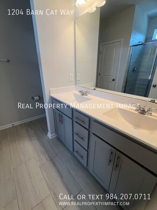 Building Photo - 1204 Barn Cat Way