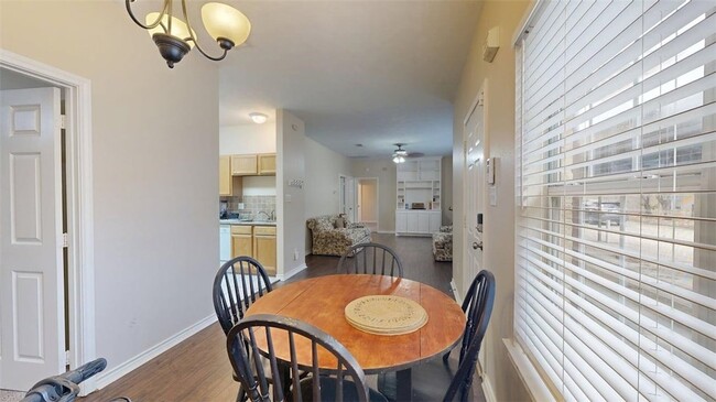 Building Photo - 609 Townplace Dr