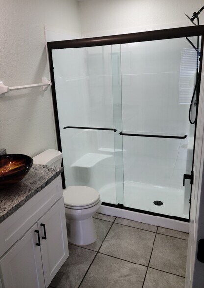 Building Photo - 10490 Chalmer St