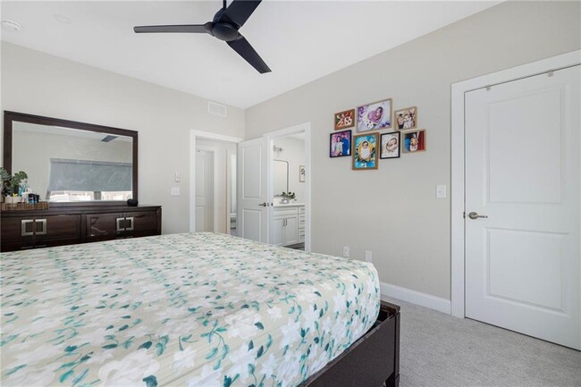 Building Photo - 46 W Valley Cir