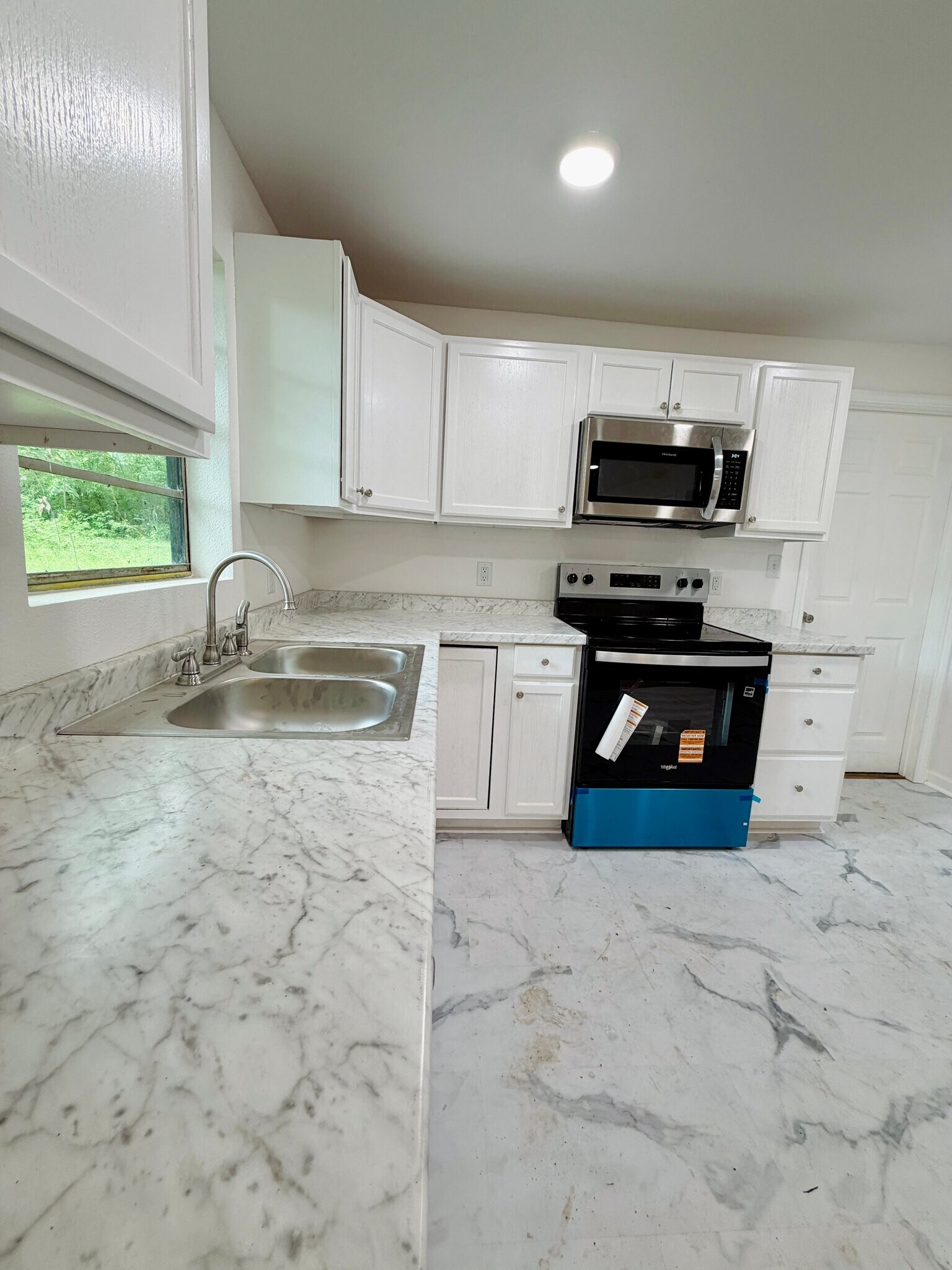 Building Photo - 1712 Plant St