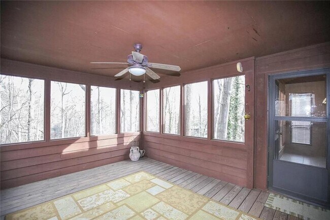 Building Photo - 5100 Forest Mist Dr