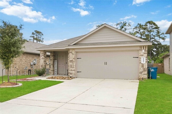 Building Photo - 22434 Forest Gorge Ln