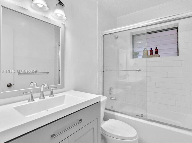 Building Photo - 4731 NW 10th Ct