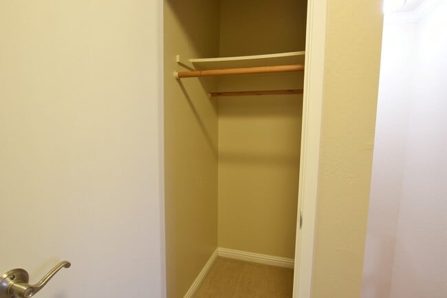 Building Photo - Beautiful Updated 3 Bedroom 2.5 Bath Townhouse in Desirable Cupertino Community!