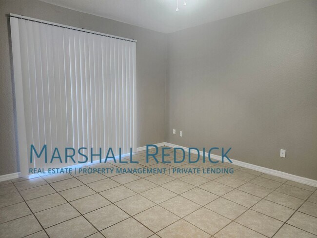 Building Photo - 3 BED 2 BATH SINGLE FAMILY HOME ON FRESH WATER CANAL WITH DOCK