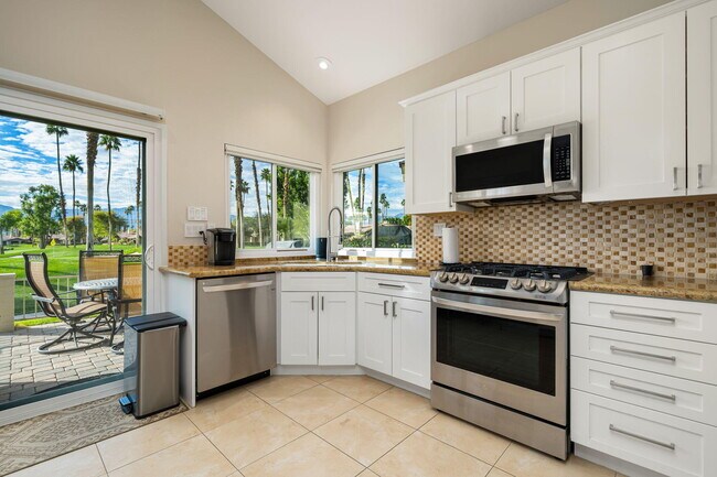 Building Photo - 321 Bouquet Canyon Dr
