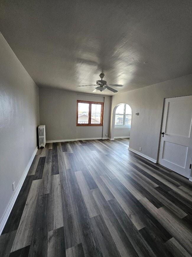 Building Photo - 1525 University Ave