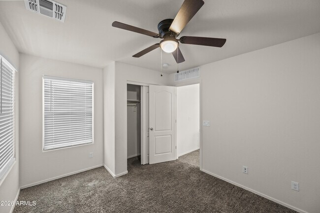 Building Photo - 472 N Ranger Trail