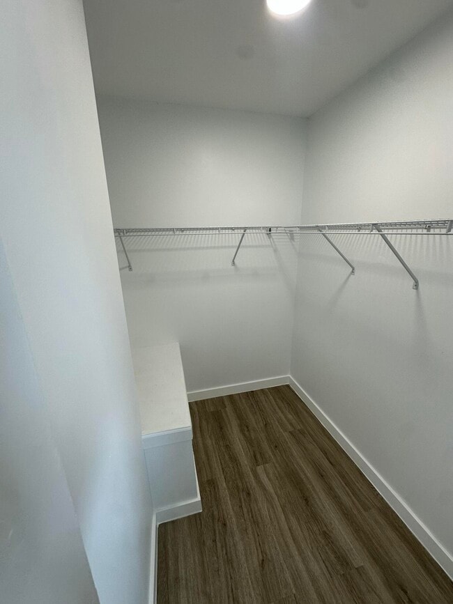 Building Photo - 103 E Tiffany Dr