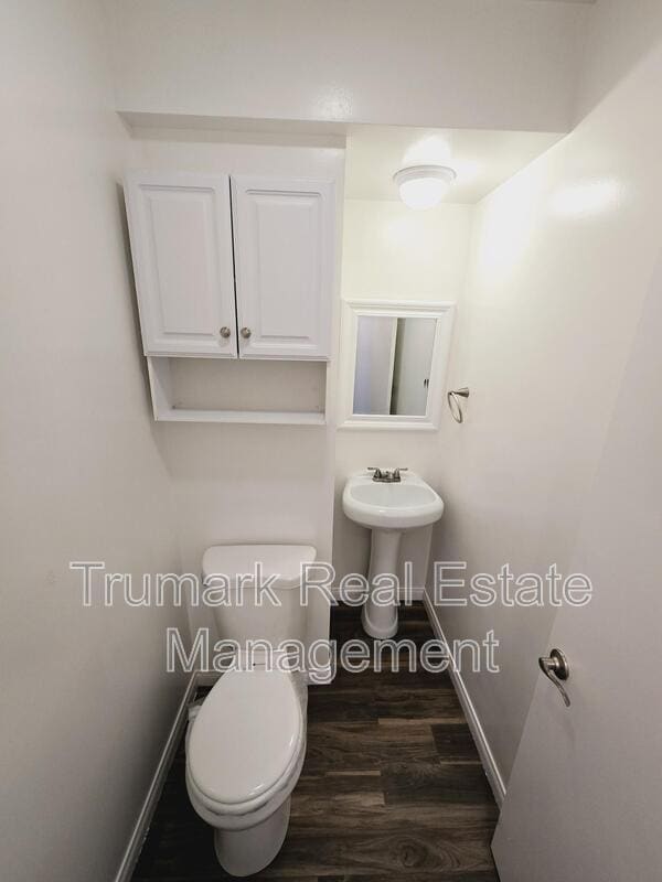 Building Photo - 525 E Harvard Rd