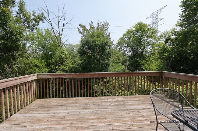 Building Photo - 1277 Queen Ann Ln