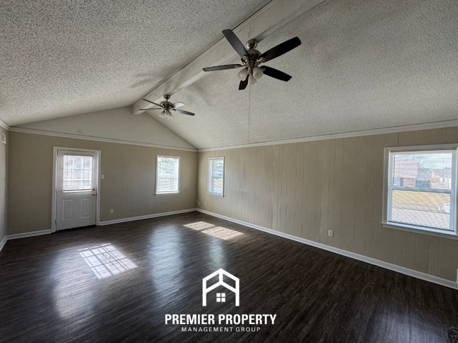 Building Photo - 6015 Harvest Hill Cove