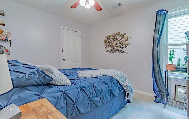 Building Photo - 1207 Hunters Run Cove
