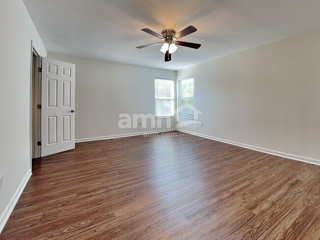 Building Photo - 1067 Carrington Pl